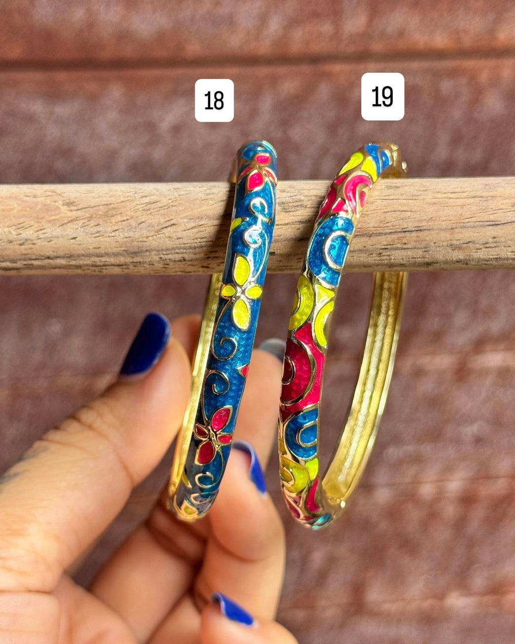Metal Enamel Bangle- Oval
